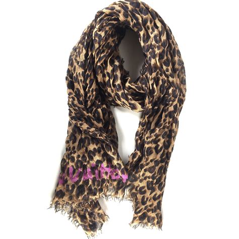 Louis Vuitton leopard stole